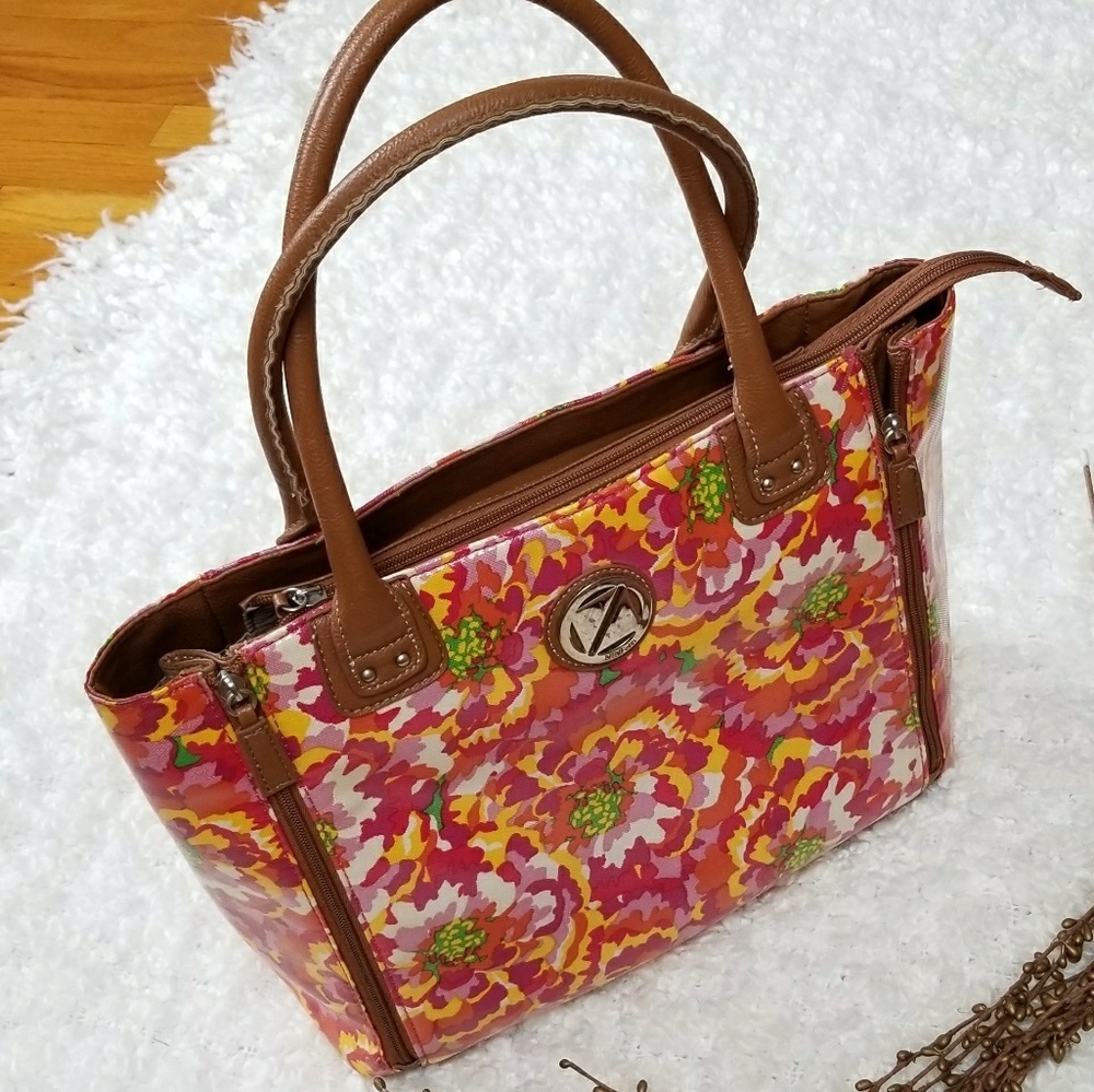 Nine & Co Expandable Flower Tote Bag